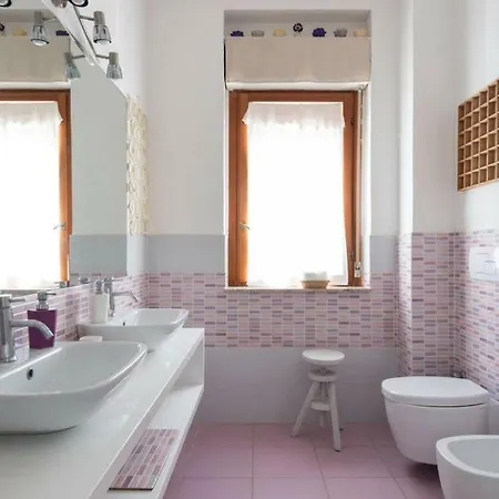 Milk & Honey Apartment